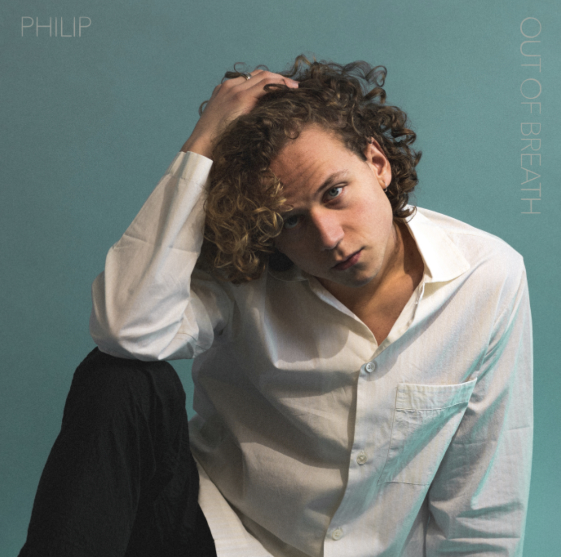 Dubbed a ‘Burnout Anthem’, the debut single Out of Breath by Philip Bæk Hedegaard which is a  “burnout-anthem” and deals with themes like overthinking and fear